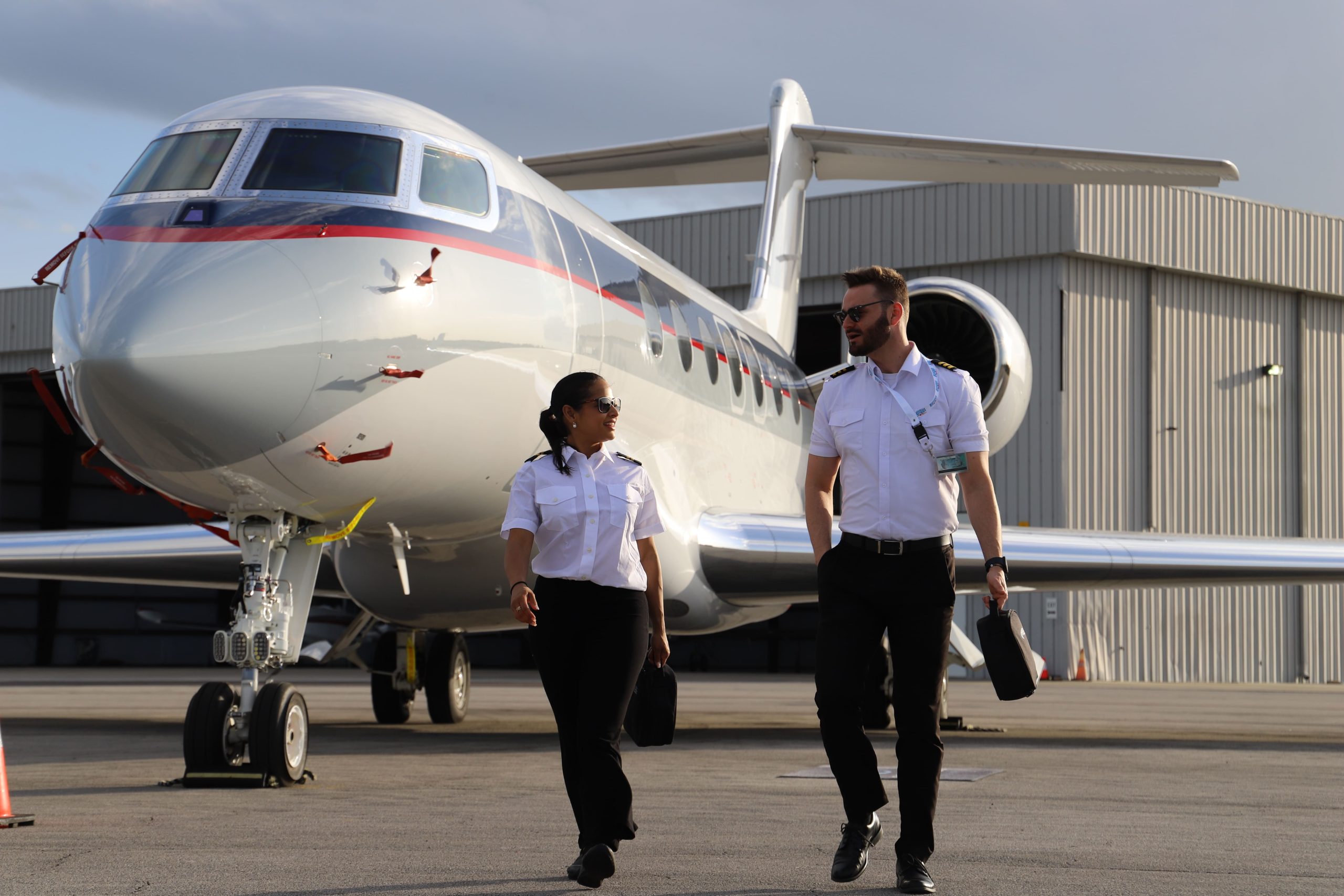 Financia tu curso para ser piloto de avión